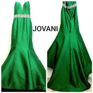 Jovani Emerald Green Strapless Sweetheart Illusion Mermaid Gown